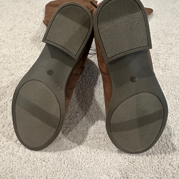 Brown Over-the-Knee Boots - Picture 3 of 4